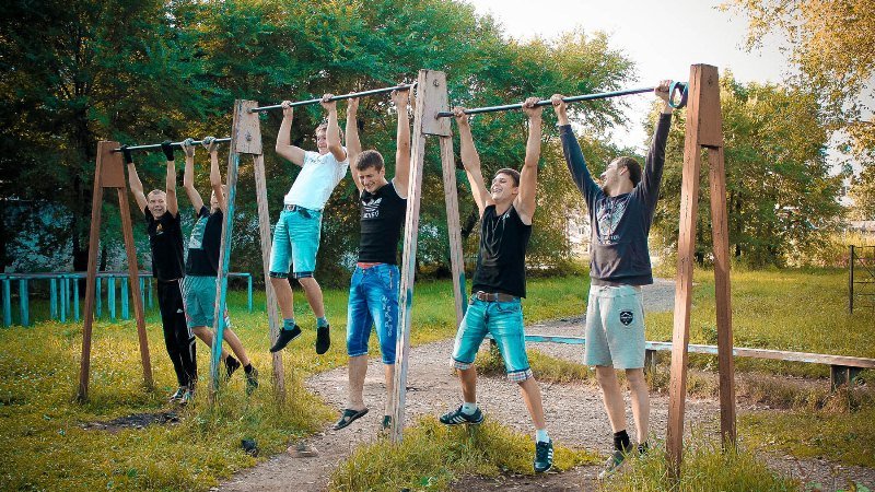 Любители Street Workout в Биробиджане готовятся к осенним соревнованиям, Фото с места события из других источников