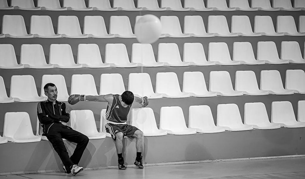 Турнир по боксу памяти Великтона Баранникова стартовал в Бурятии, Фото с места события собственное