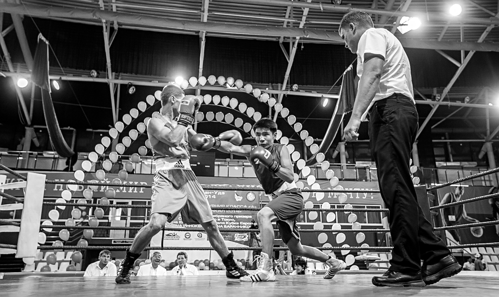 Турнир по боксу памяти Великтона Баранникова стартовал в Бурятии, Фото с места события собственное