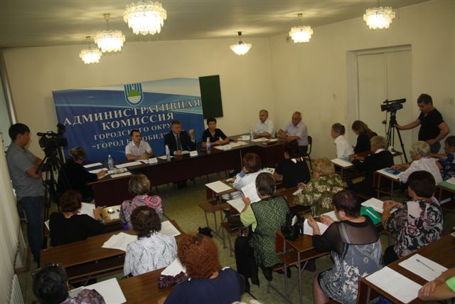 Встреча руководителей Биробиджана с активом территориального общественного самоуправления , Фото с места события собственное