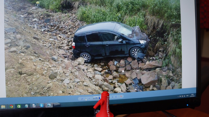 Празднование дня города некоторые колымчане завершили в кювете, Фото с места события собственное