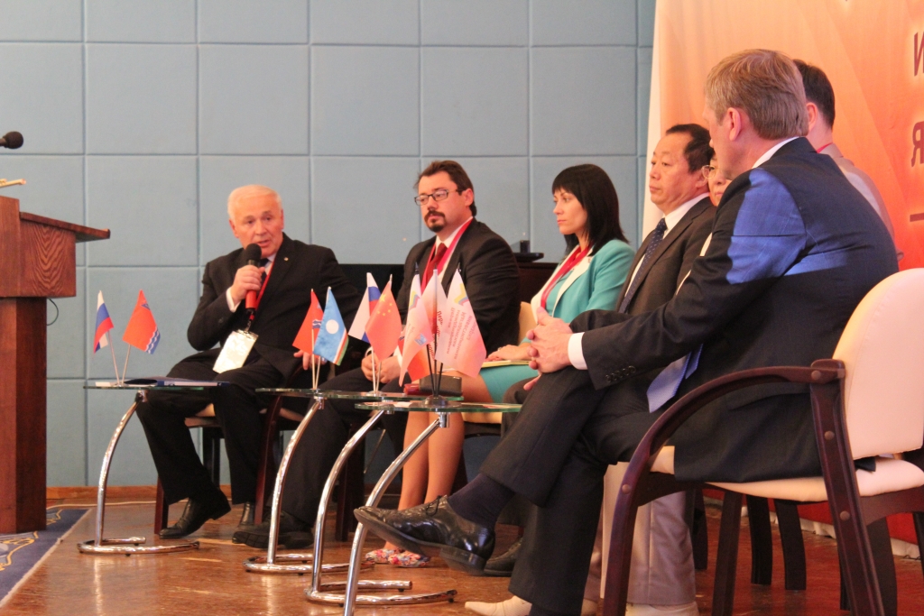 Для развития экономического потенциала Магаданской области не хватает бизнес-инкубаторов, Фото с места события из других источников