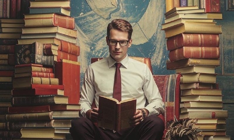 Тематическое фото ИИ Кандинский (18+)