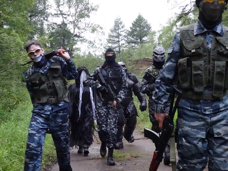 Монолит на вылазке, Фото с места события собственное