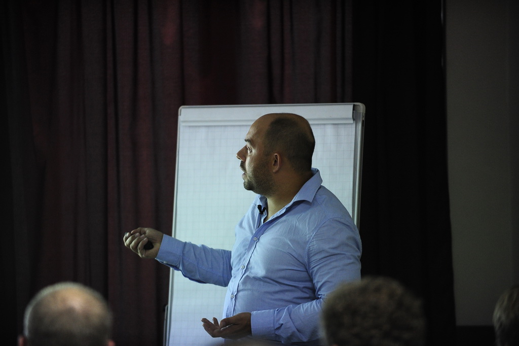 Константин Богданенко, Фото с места события из других источников