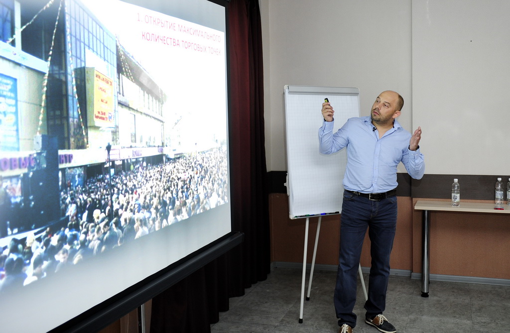 Авторский мастер-класс Константина Богданенко в ДВКЦ "Партнер", Фото с места события из других источников