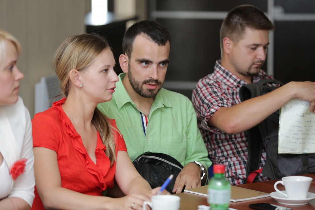 Молодые предприниматели, Фото с места события собственное