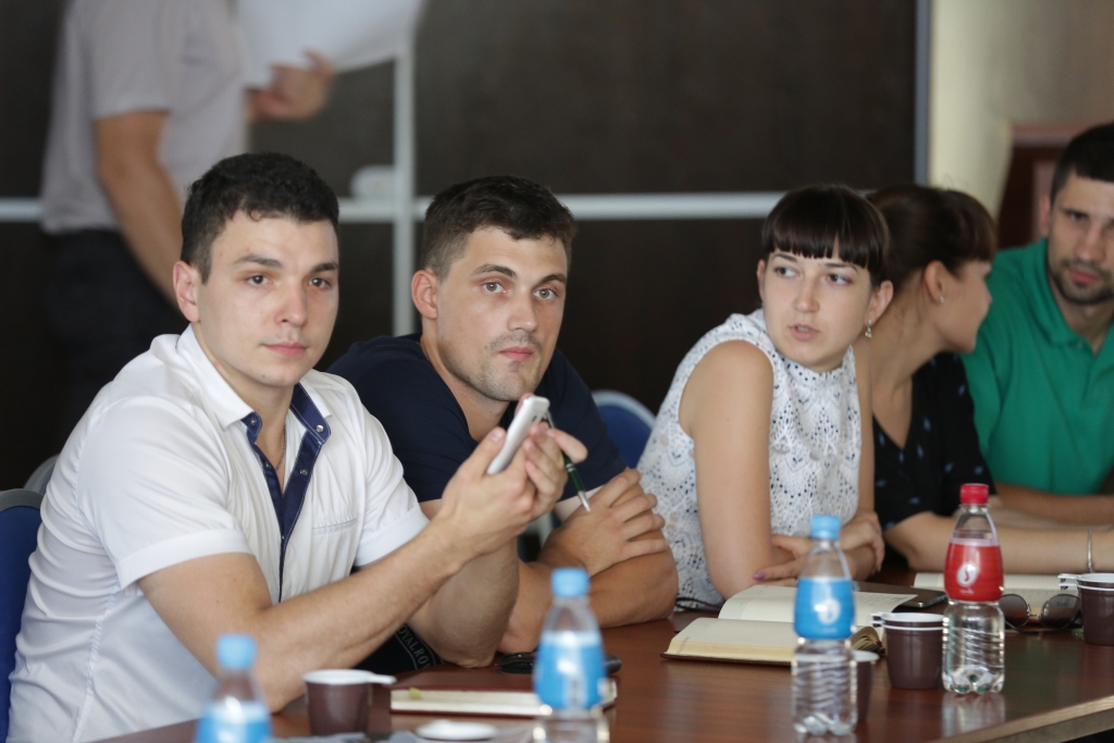 Стартаперы, Фото с места события собственное