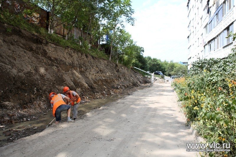 Начало реконструкции, Фото с места события из других источников