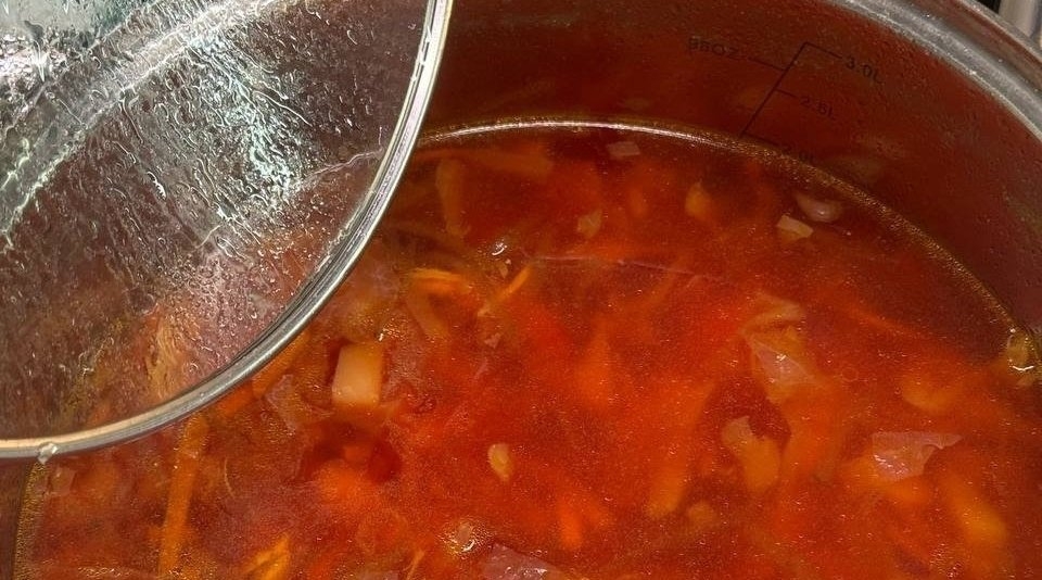 Борщ яркий словно рубин: киньте 2 овоща в бульон до закипания - и это даже не свекла ИА Stavropol.Media