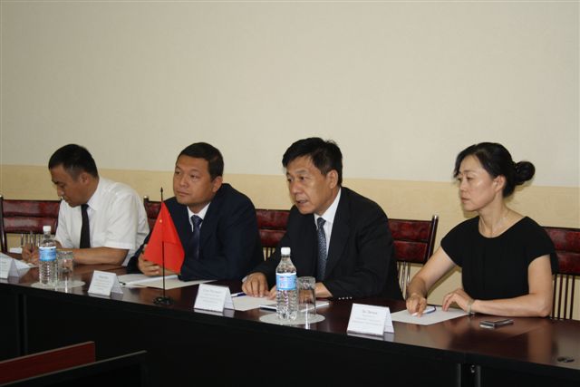 Китайская делегация г.Цзямусы КНР, Фото с места события собственное