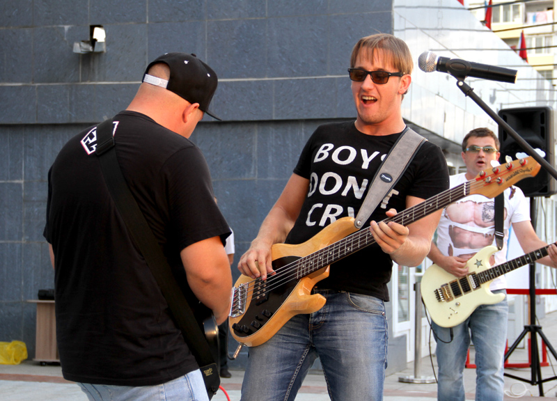 Группа "Ураган", Фото с места события из других источников