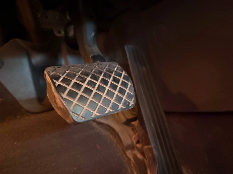 Секрет профи: зачем водители со 10-летним стажем игнорируют сцепление ИА SevastopolMedia