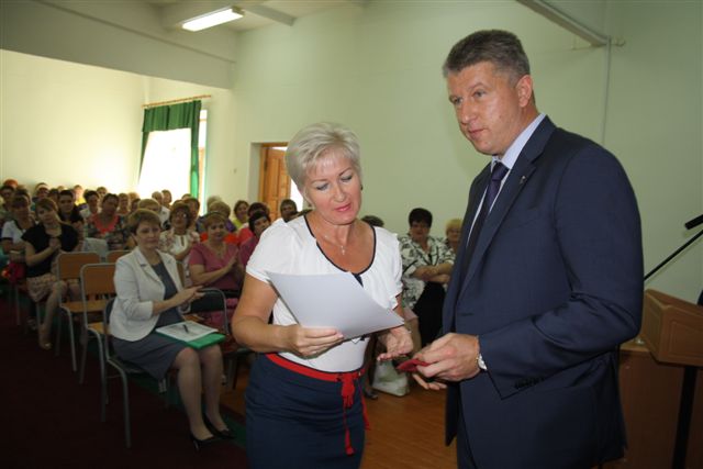 Вручение премий лучшим детсадовским огородникам, Фото с места события собственное