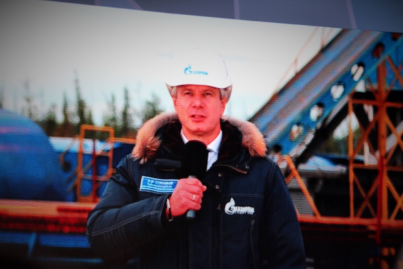 Сварка первого стыка ГТС "Сила Сибири", Фото с места события собственное