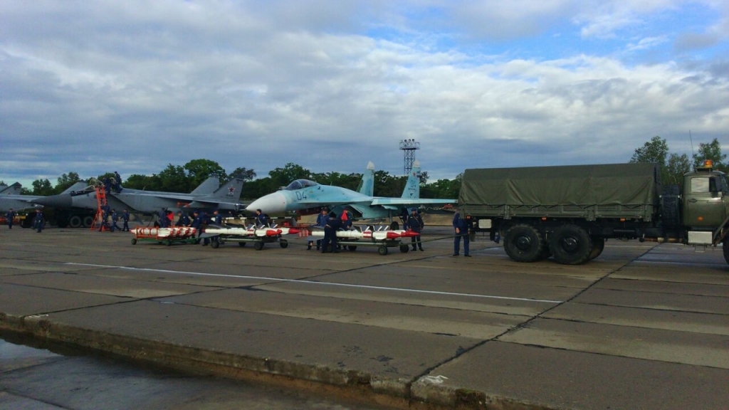В Приморском крае оборудовано специальное дорожное покрытие со специфической разметкой, Фото с места события собственное
