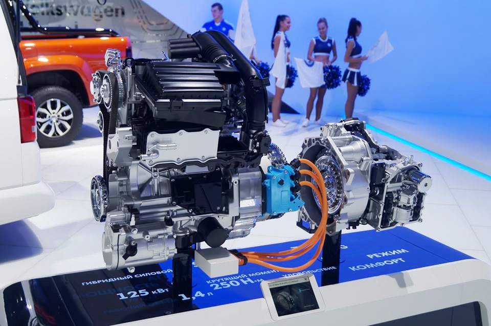 Гибридный двигатель Touareg, Фото с места события из других источников