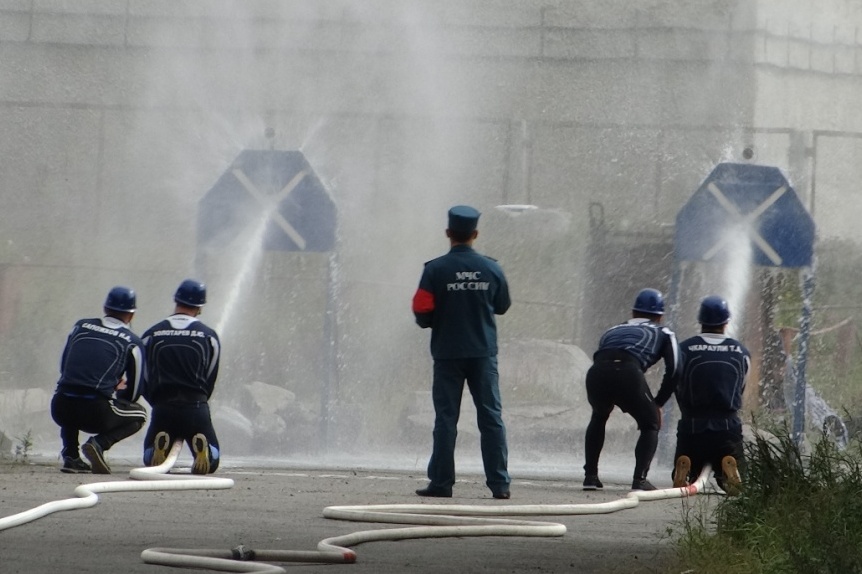 Новый рекорд установили магаданские пожарные на состязаниях по пожарно-прикладному спорту, Фото с места события из других источников