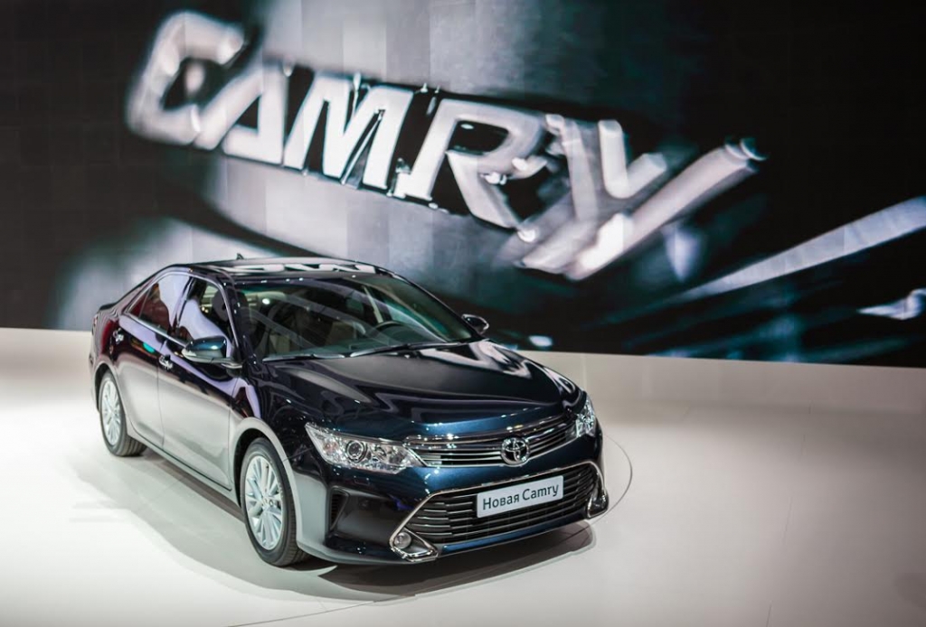 Toyota Camry v50 РѕР±РѕРё