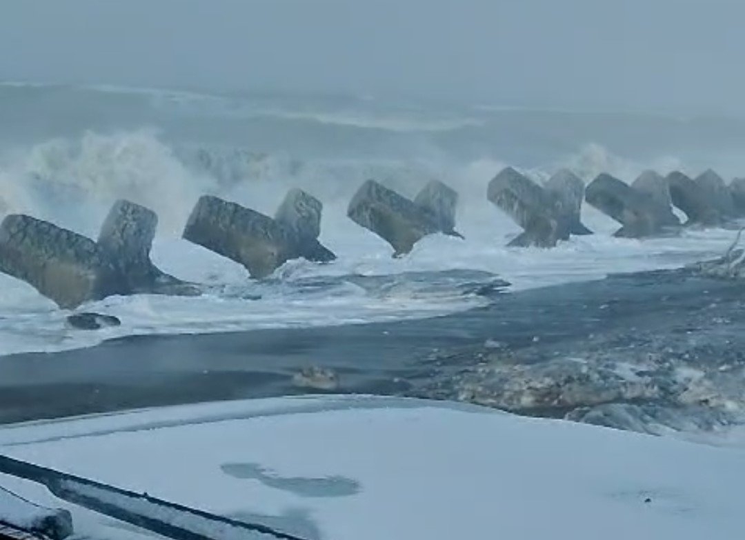 Дорога в п. Октябрьский. Архивное фото Соцсети (18+) скрин