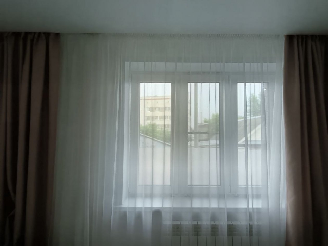 Только не порошок: заменили этим — и тюль белее фаты невесты, держит складки как накрахмаленная ИА SevastopolMedia.ru