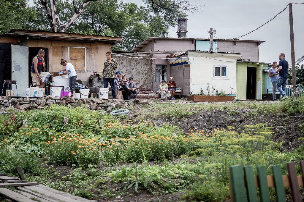 Приют для "бомжиков" располагается на одной из сопок города, Фото с места события собственное