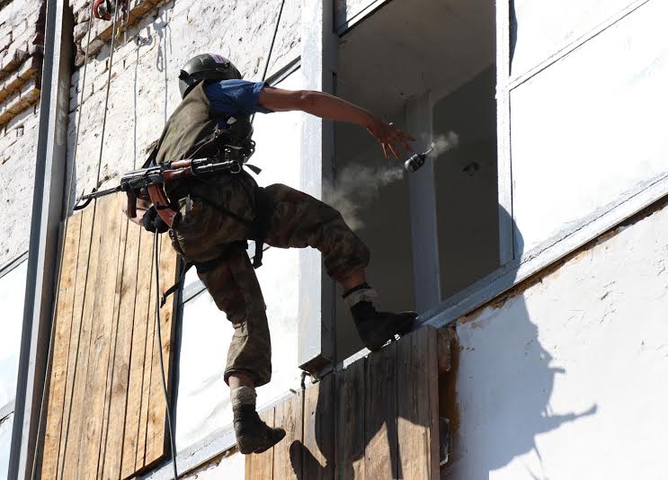 Первые Всероссийские испытания сотрудников спецназа ФСИН прошли в Иркутске, Фото с места события из других источников