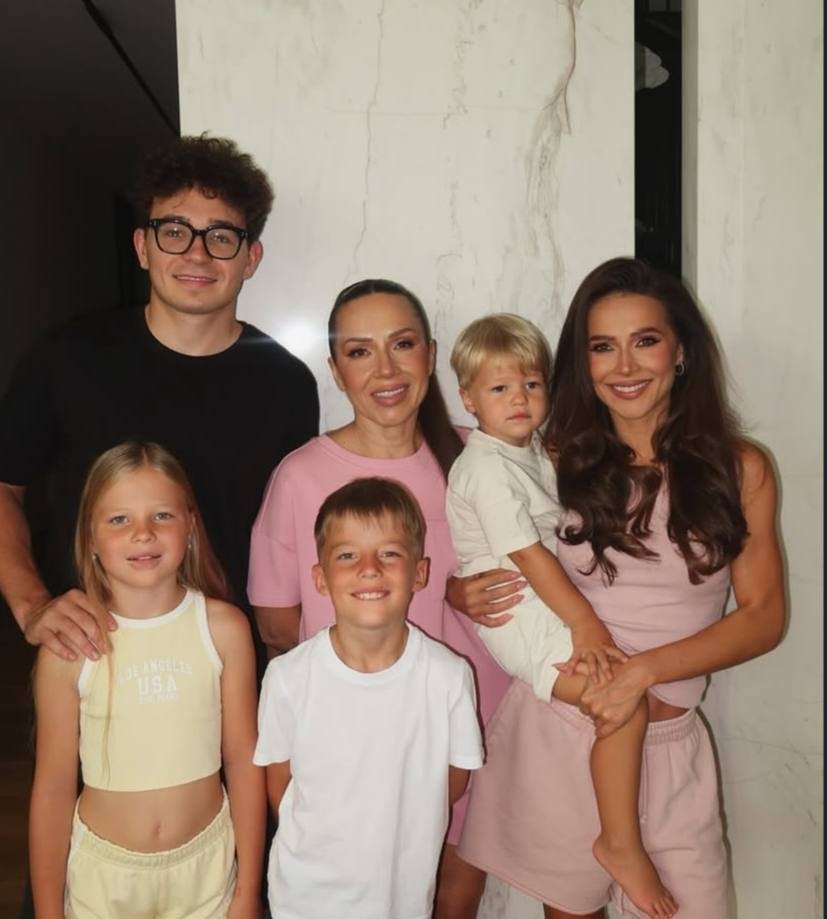 Соцсети знаменитостей