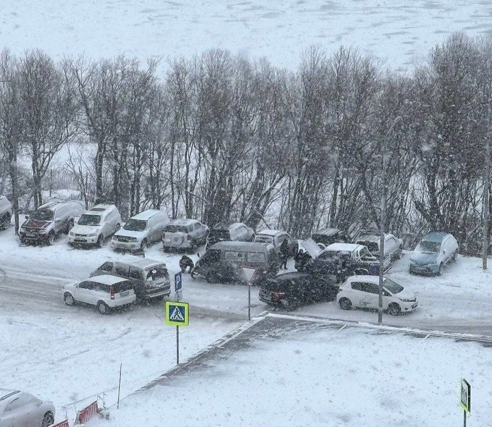 Соцсети (18+)