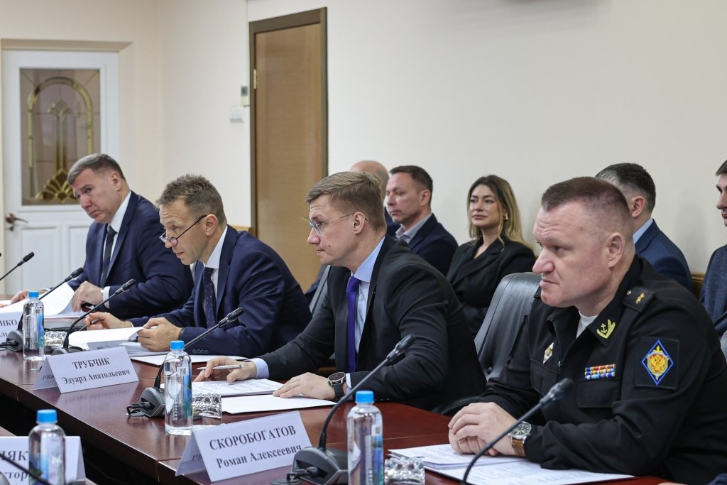 Игорь Новиков, правительство Приморского края