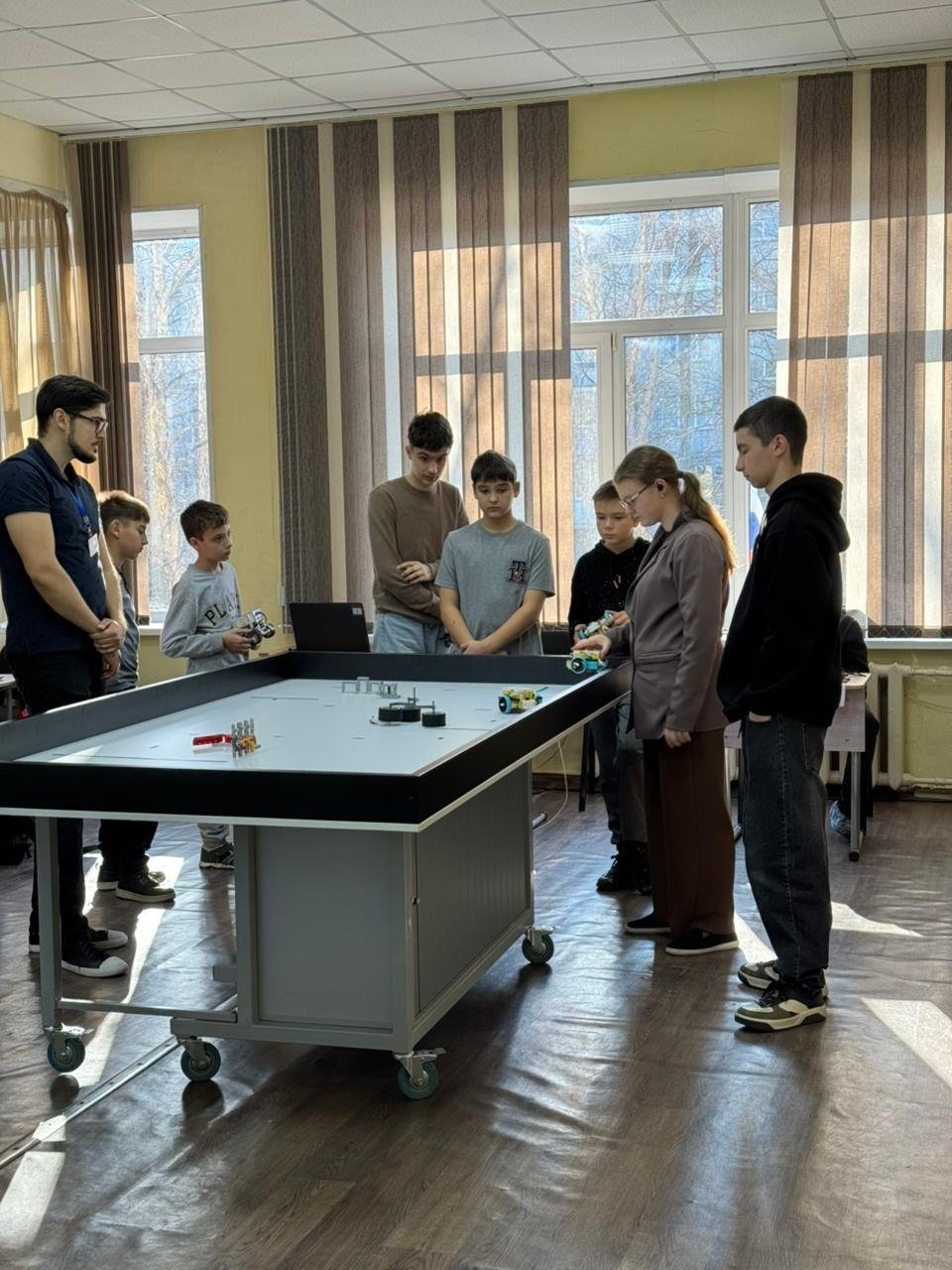 тг-канал (18+) Управления образования и молодежной политики