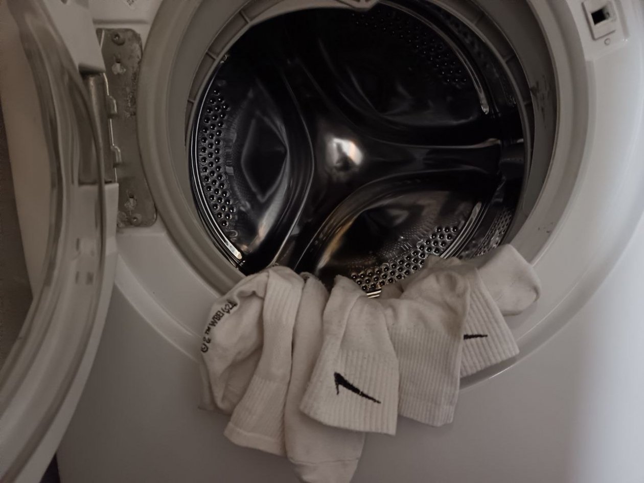 100 мл в таз — затоптанные носки заискрили чистотой: такие белые, что глазам больно ИА SevastopolMedia.ru