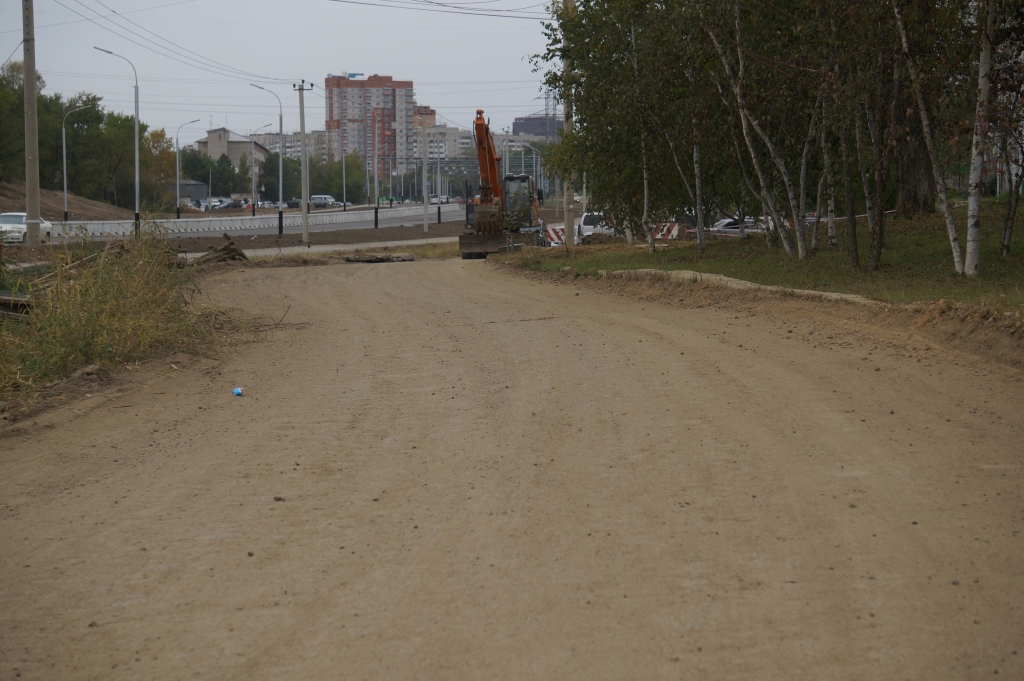 Часть переулка Облачного еще не начинали асфальтировать, Фото с места события собственное