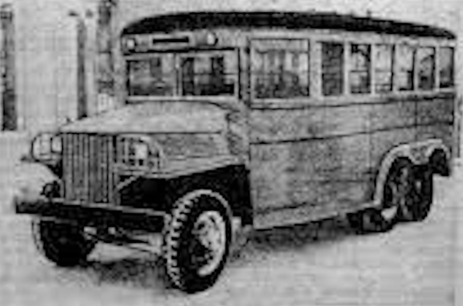Автобус &quotАРЗ&quot на базе &quotСтудебеккера&quot газета &quotСоветская Колыма&quot