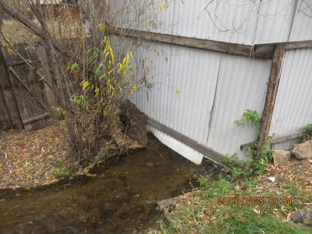 Житель Улан-Удэ огородил ручей без разрешения Бурприродназдор