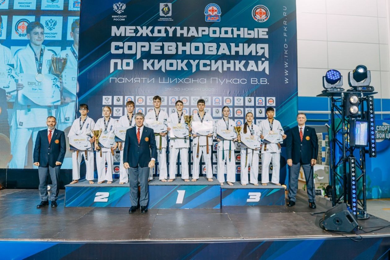 предоставлено АНО