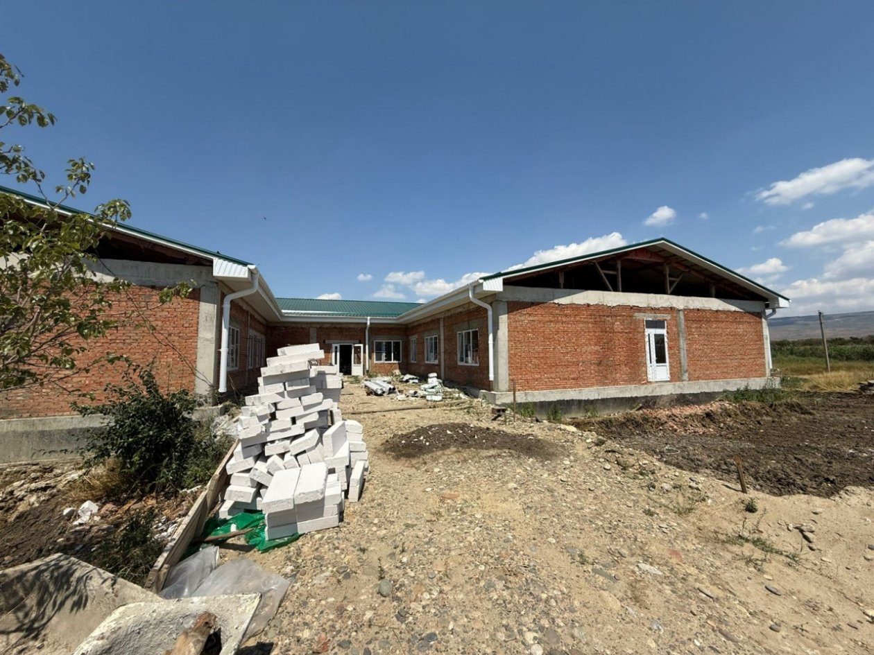 Строительство корпуса Свистухинского центра летом 2025 года пресс-служба минстроя Ставрополья