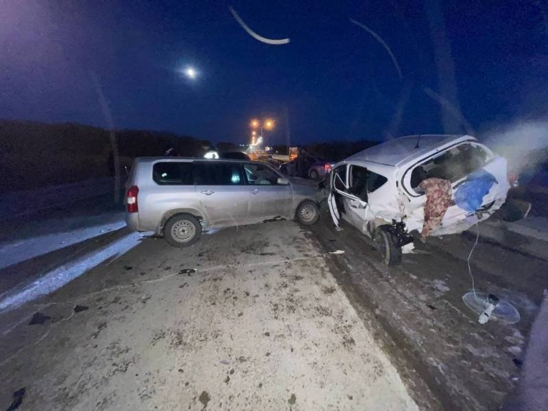Четыре человека оказались в больнице после ДТП с участием трёх автомобилей в Приморье Пресс-служба УМВД России по Приморскому краю