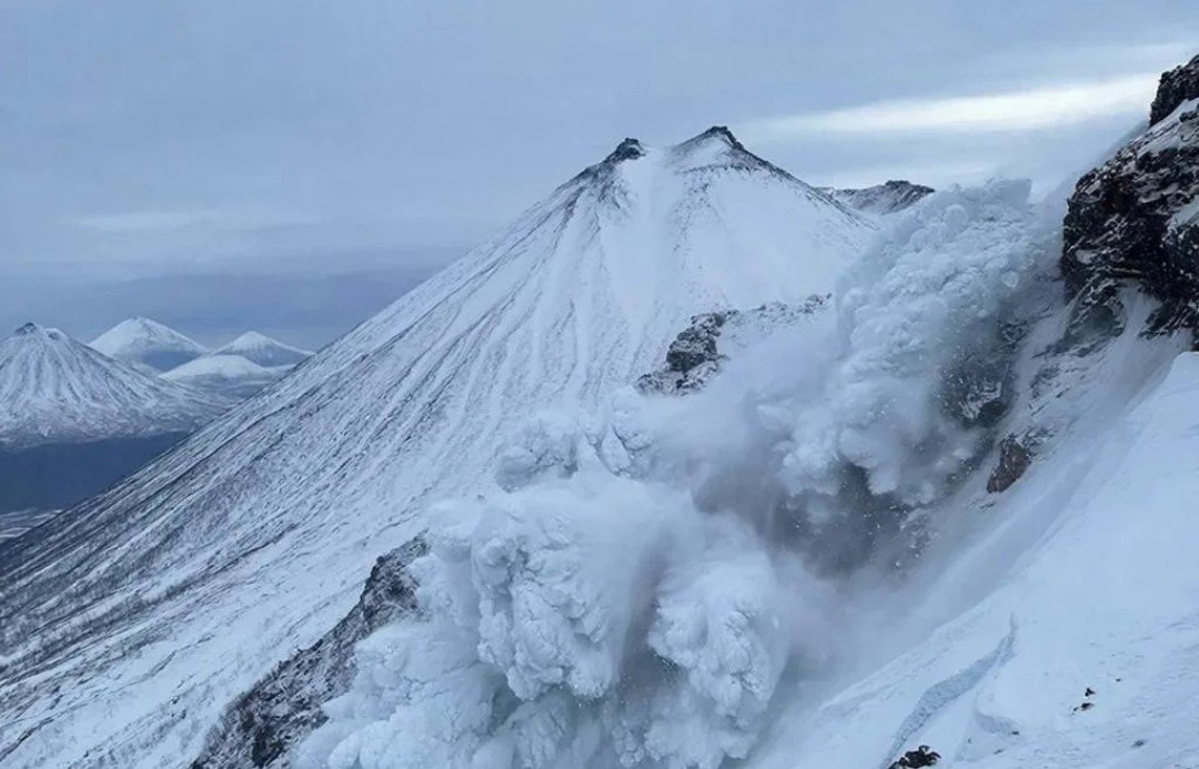 Лавина ИА KamchatkaMedia/ ИИ