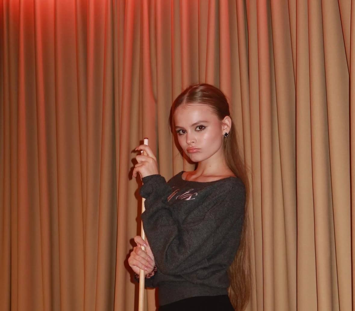 соцсети Миланы Стар