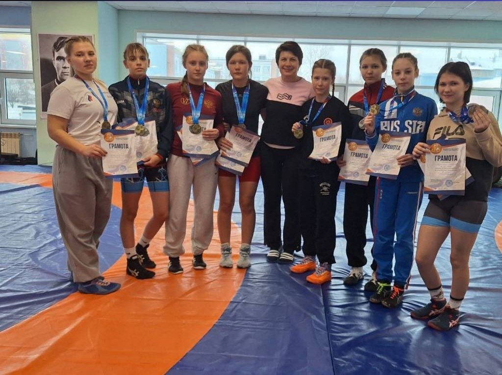 Спортсменки из Ангарска заняли лидирующие места на первенстве по спортивной борьбе Тг-канал (18+) спортшколы &quotАнгара&quot