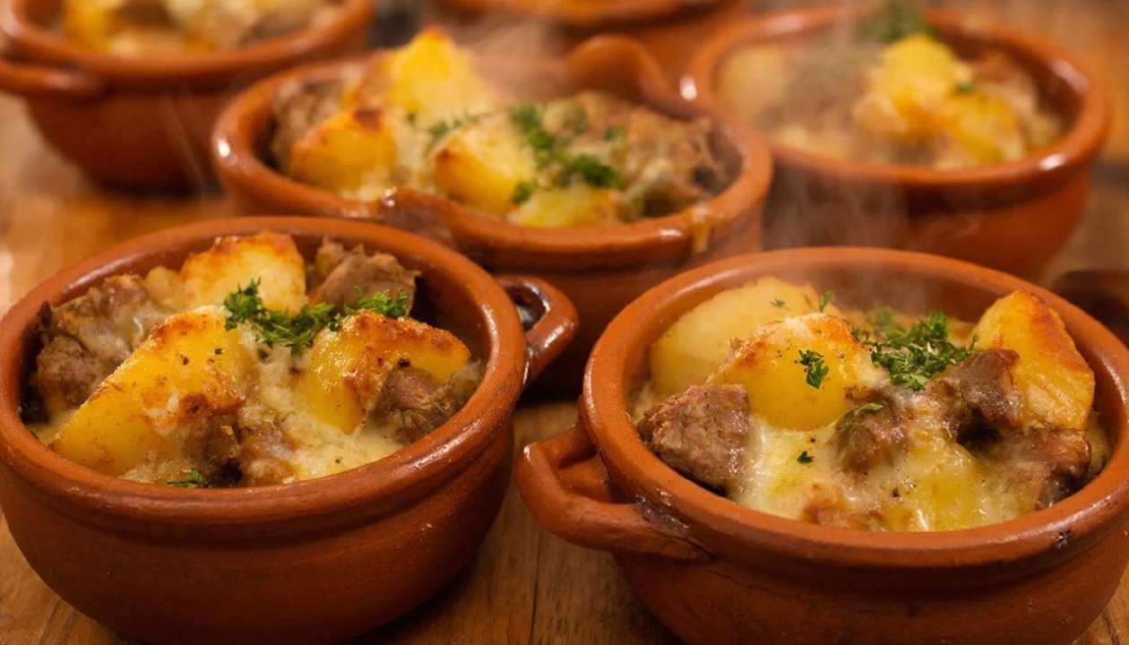 Изображение GigaChat (18+)