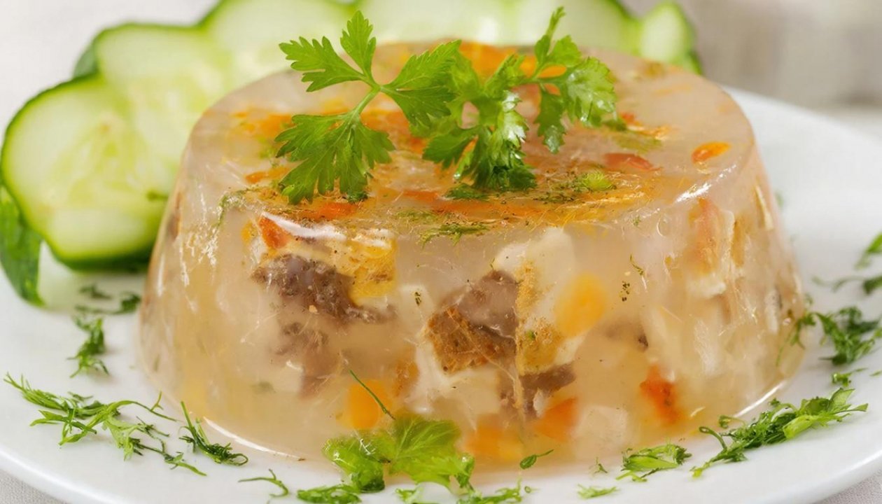 Мой фирменный холодец сражает всех: прозрачный, хрустальный, вкусный - 4 тонкости ИИ GigaChat (18+)