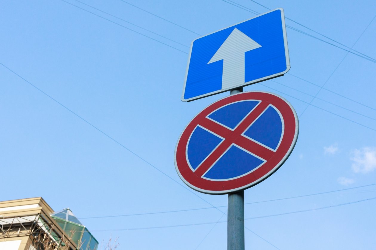 Автомобилистов обяжут соблюдать требования электронных дорожных знаков Дмитрий Осипчук, ИА PrimaMedia.ru