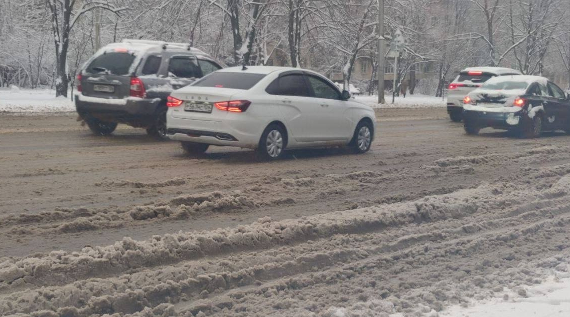 Как улучшить сцепку шин на зимней дороге ИА StolicaMedia