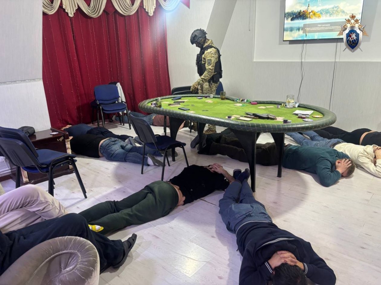 Трое приморцев устроили казино в жилом доме Владивостока пресс-служба Следкома Приморья