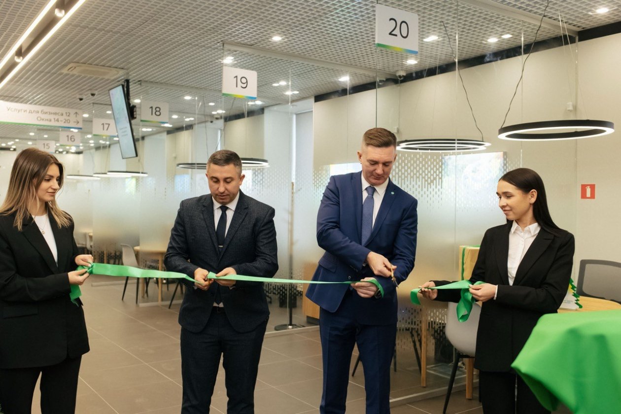 Сбер обновил для жителей Арсеньева крупный офис в городе пресс-служба Сбербанка