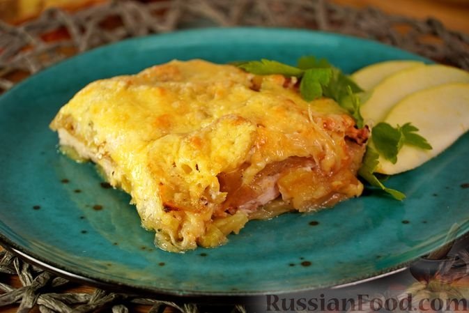 Запеканка мечты: картофель по-венгерски, со свиными отбивными и яблоками russianfood.com