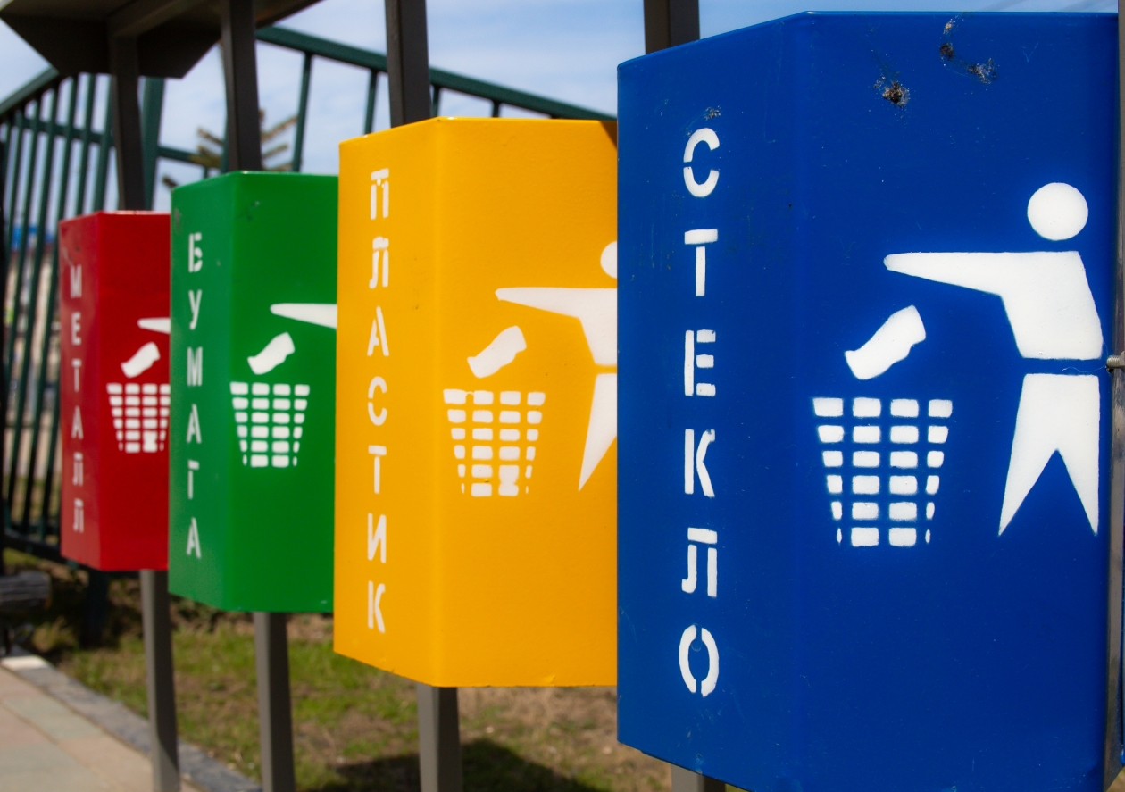 Контейнеры для раздельного сбора мусора Владислав Беляцкий, ИА SakhalinMedia