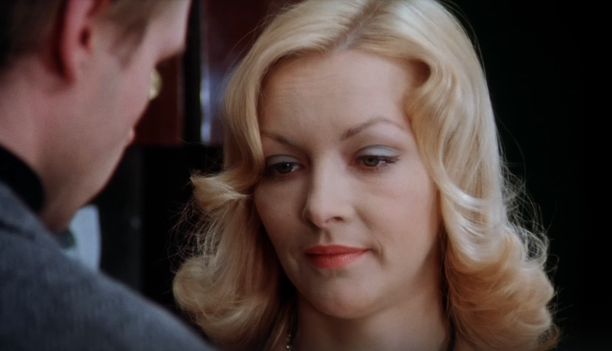 &quotИрония судьбы&quot или нет: найдете лишний кадр? - ТЕСТ Кадр из фильма &quotИрония судьбы, или с легким паром&quot (12+)